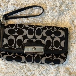 Coach Black/Grey Wristlet/clutch. Like new excellent condition
